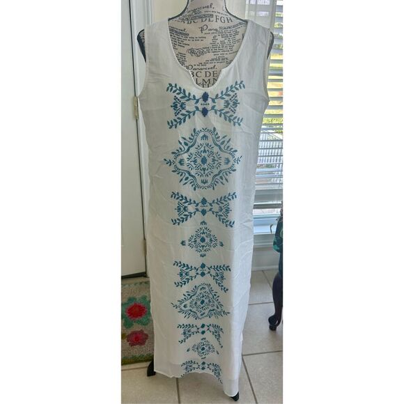 Cabana Life White Side Slit Maxi Dress - Picture 2 of 11